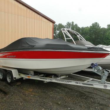 2004 Stingray mercruiser 200lx