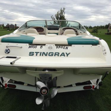 2000 Stingray 220lx