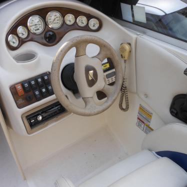 2002 Stingray 220dds deck boat / bowrider