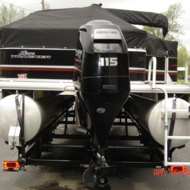 2013 Sun Tracker 2013 115 hp four stroke