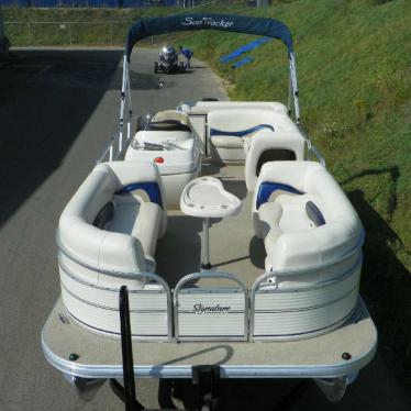 2008 Sun Tracker party barge® 21 signature series