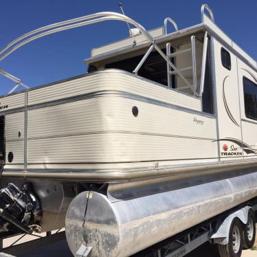 2005 Sun Tracker 32' regency