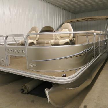 2013 Sylvan 820 4.0 fish