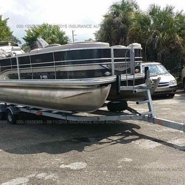 2013 Sylvan mirage 8522 lz