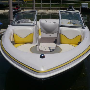 2005 Tahoe q 4 sport boat