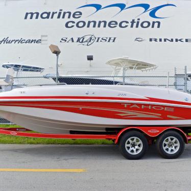 2005 Tahoe 215 deck boat