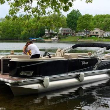 2015 Tahoe ltz entertainer pontoon