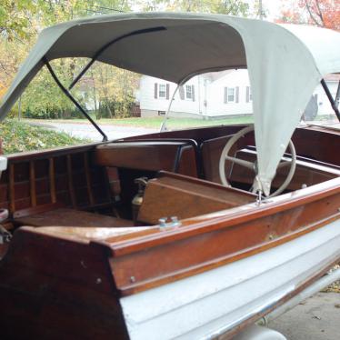 trailering a wood runabout lapstrake