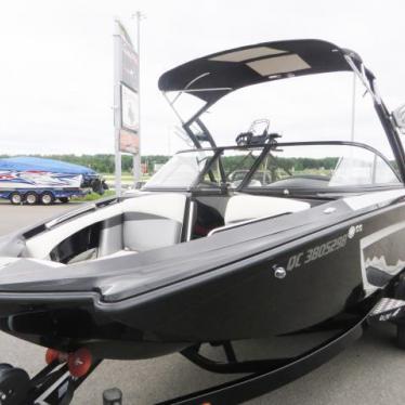 2013 Tige r20 wake surf