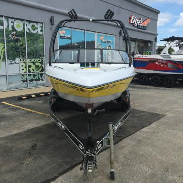 2002 Tige 22i type r