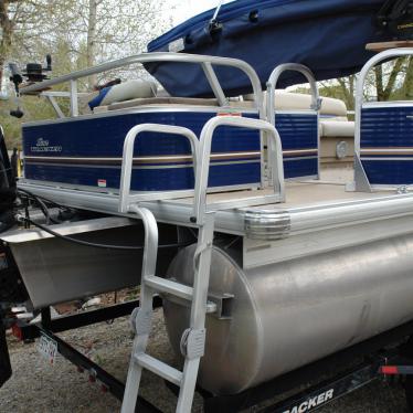 2012 Tracker fishing barge dlx 20