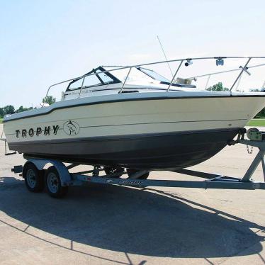 Trophy BAYLINER TROPHY 20' WALK AROUND CLEAN $7995 NO RESERVE 1992 for ...