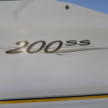 2001 Wellcraft 200ss