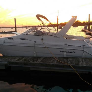 2001 Wellcraft martinique 2600