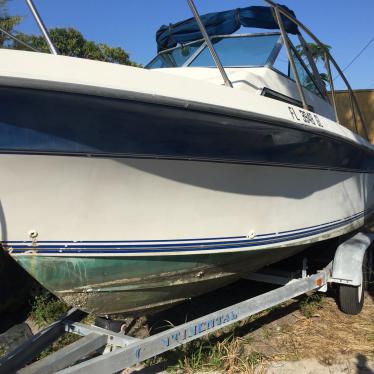 1990 Wellcraft 230 coastal