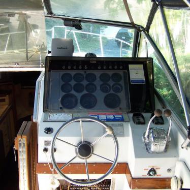 1983 Wellcraft express cruiser