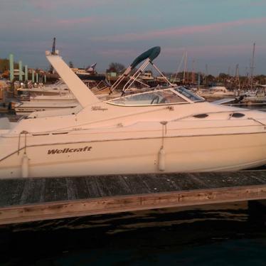 2001 Wellcraft martinique 2600