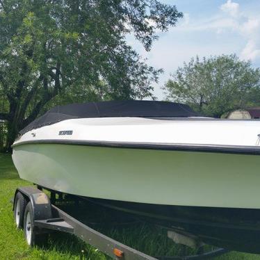 1999 Wellcraft scaraab