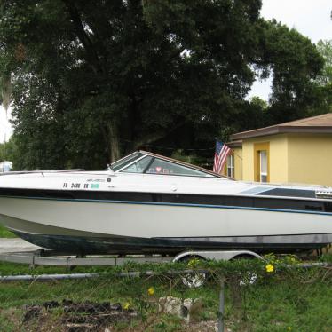 1986 Wellcraft nova