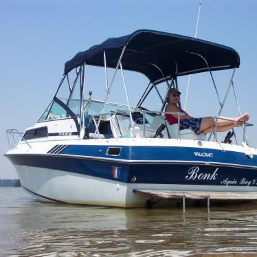 1985 Wellcraft 23 aft cabin