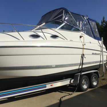 2002 Wellcraft martinique 2400