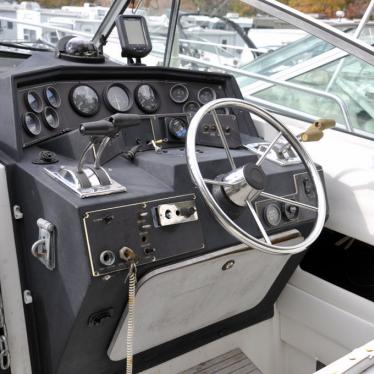 1987 Wellcraft st tropez 3200