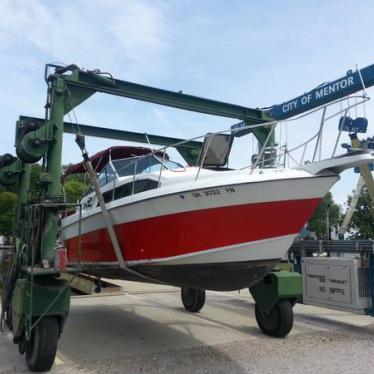 1986 Wellcraft 260 aft cabin.