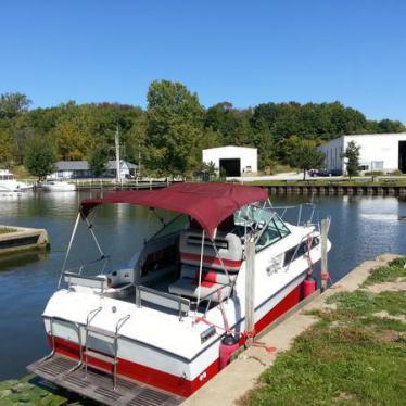 1986 Wellcraft 260 aft cabin.