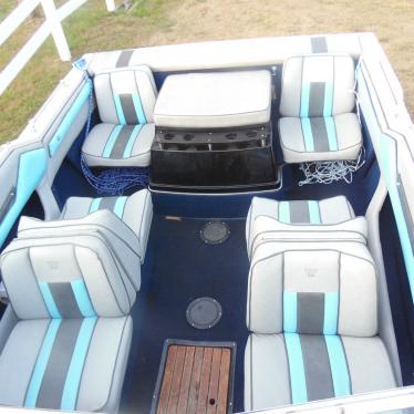 1987 Wellcraft 20' 165hp