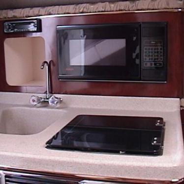 2001 Wellcraft martinique 2600