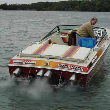 1978 Wellcraft scarab 300 flat deck