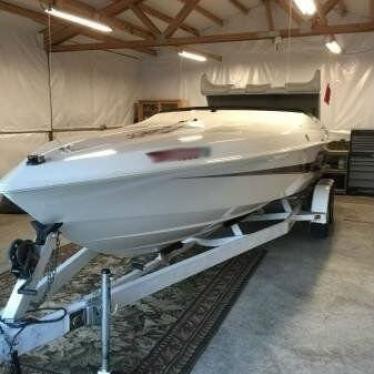 1998 Wellcraft 22 scarab