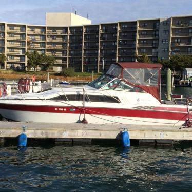 1985 Wellcraft 260 aft cabin