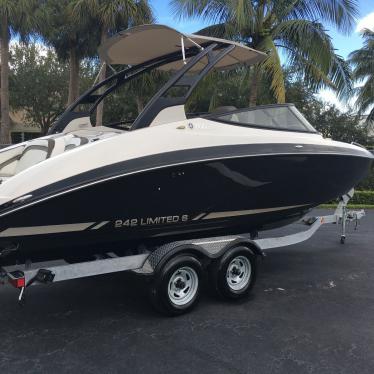 2015 Yamaha 242 limited s