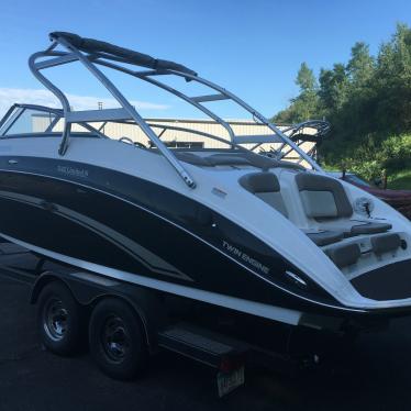 2010 Yamaha 242 limited s