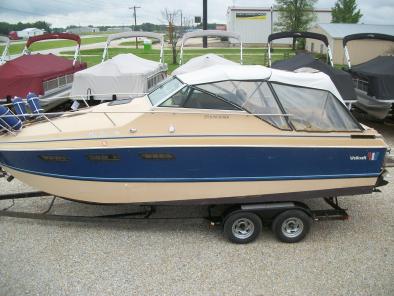 Wellcraft 255 Suncruiser 1982