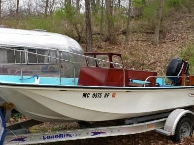 Boston Whaler Sakonnett 1965