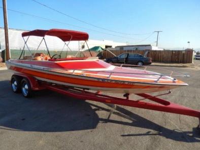 BAHNER JET RIVER BOAT 1982