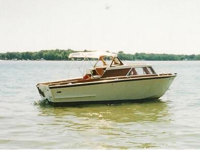 1982 Bayliner 20ft boat