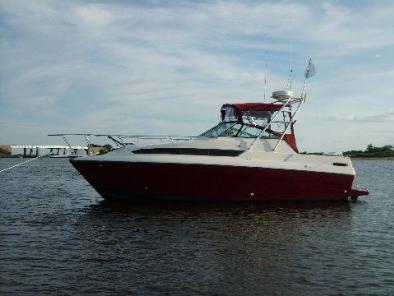 2001 Crestliner fish hawk 16ft boat