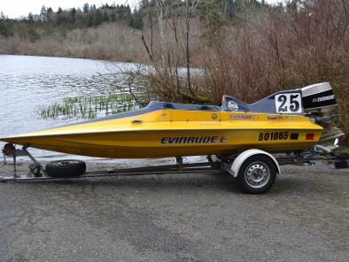 1993 Formula 21ft boat