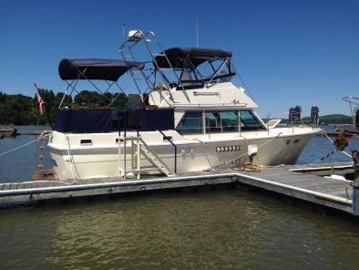 1973 Sea Ray 18ft boat