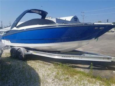 1987 Bayliner 19ft boat