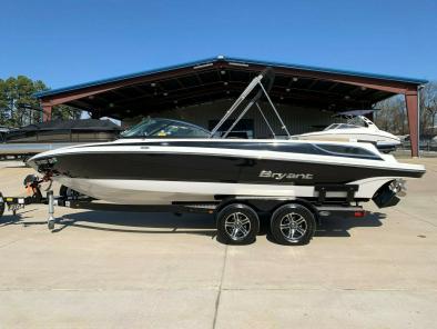 1981 Stingray 18ft boat