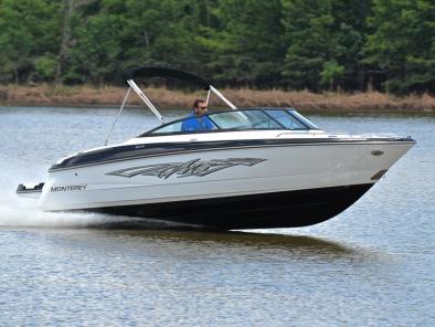 1987 Bayliner 18ft boat