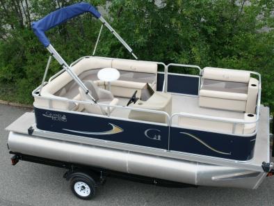 1989 Bayliner 15ft boat