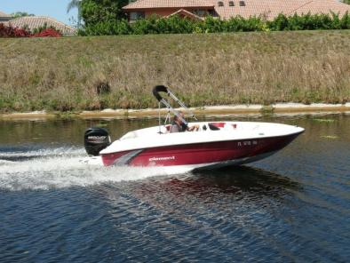 2000 Four Winns 20ft boat