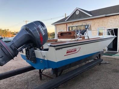 1984 Boston Whaler 18 Outrage NEW TANK! 1984