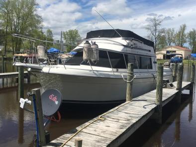 1974 Carver 28' Yachts Located In Watkins Glen, NY - No Trailer 1974