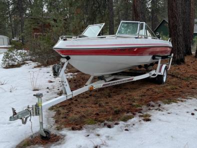1978 Forester 17'8" Boat Located In Bend, OR - Has Trailer 1978
